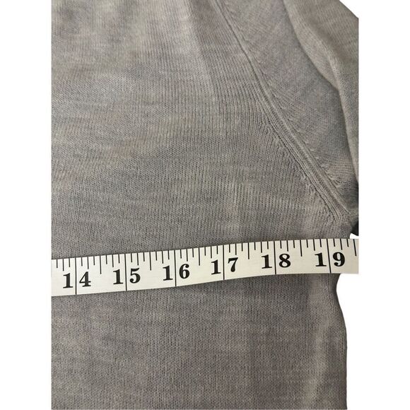 Raisey Lighr Grey Heat  Front Tie Knot  Sweater XL - Picture 3 of 6